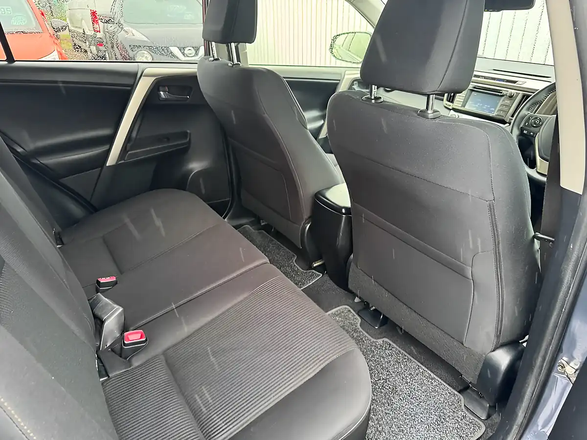 Used 2014 Toyota RAV4 Icon Blue - Interior and Exterior details 18