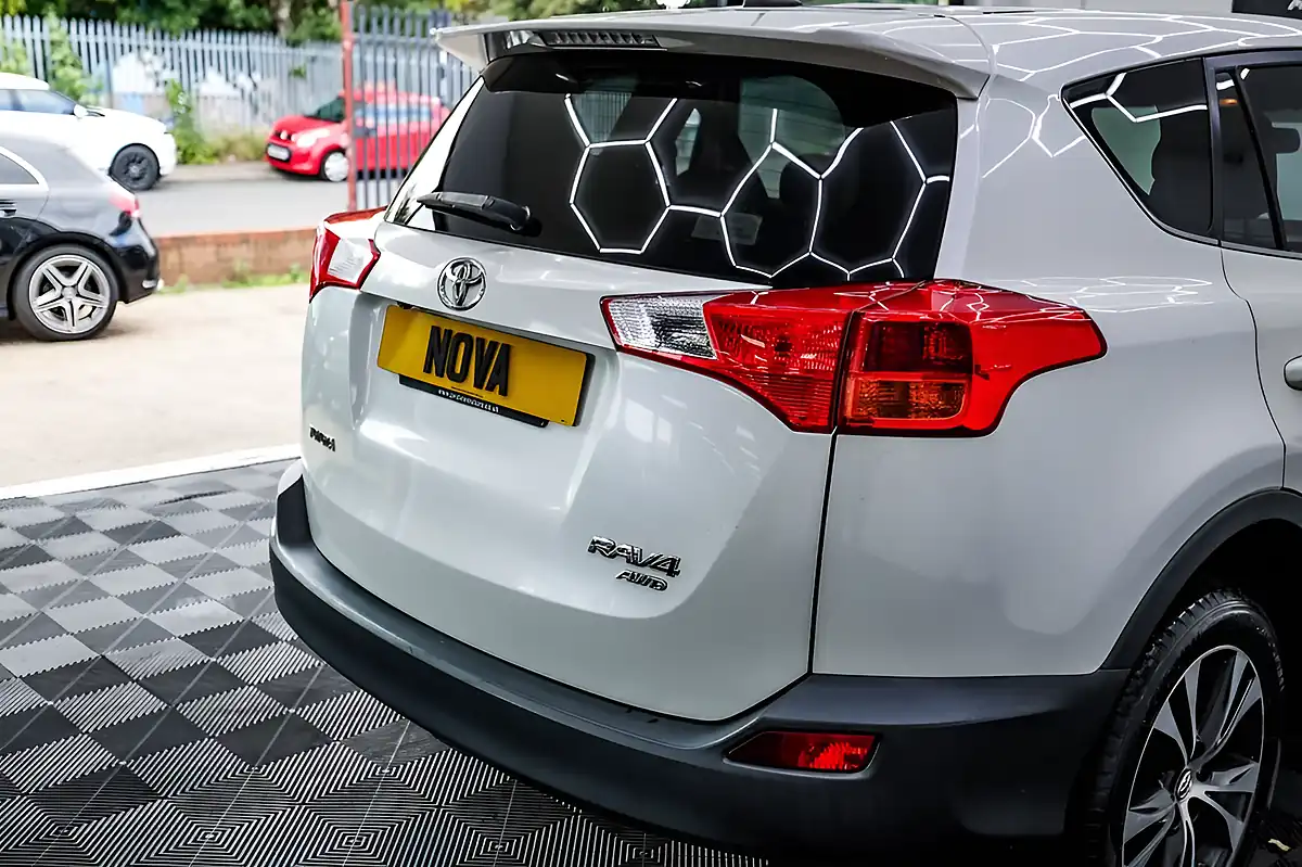 Used 2014 Toyota Rav4 Icon White - Interior and Exterior details 10