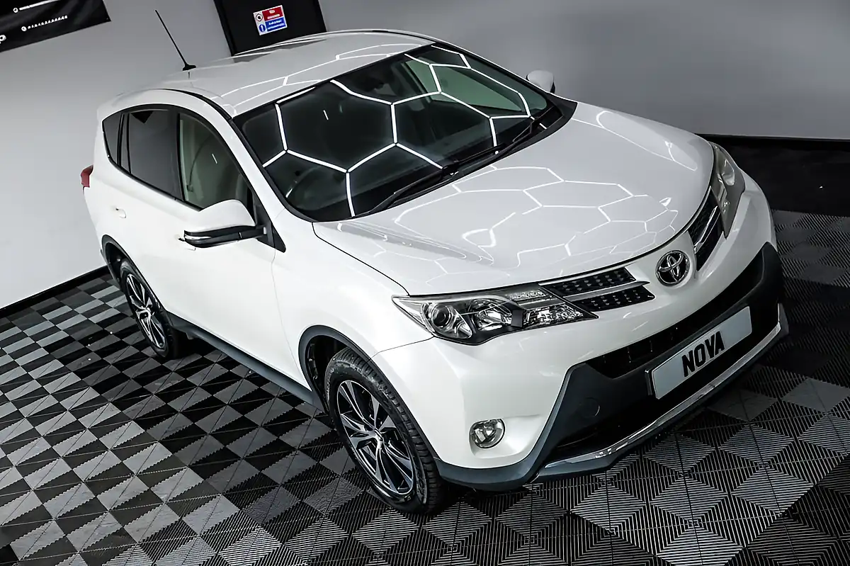 Used 2014 Toyota Rav4 Icon White - Interior and Exterior details 4