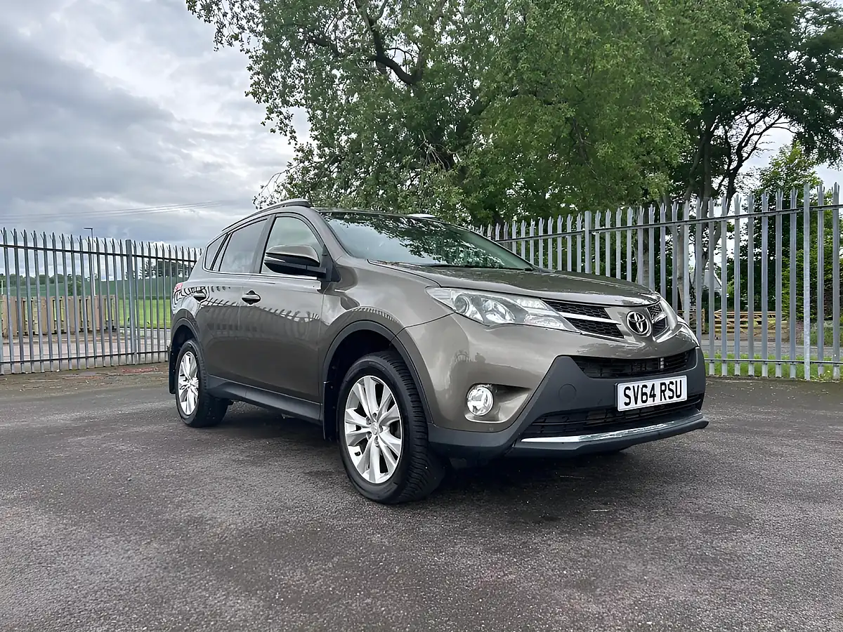 Used 2014 Toyota RAV4 Invincible Beige - Front View