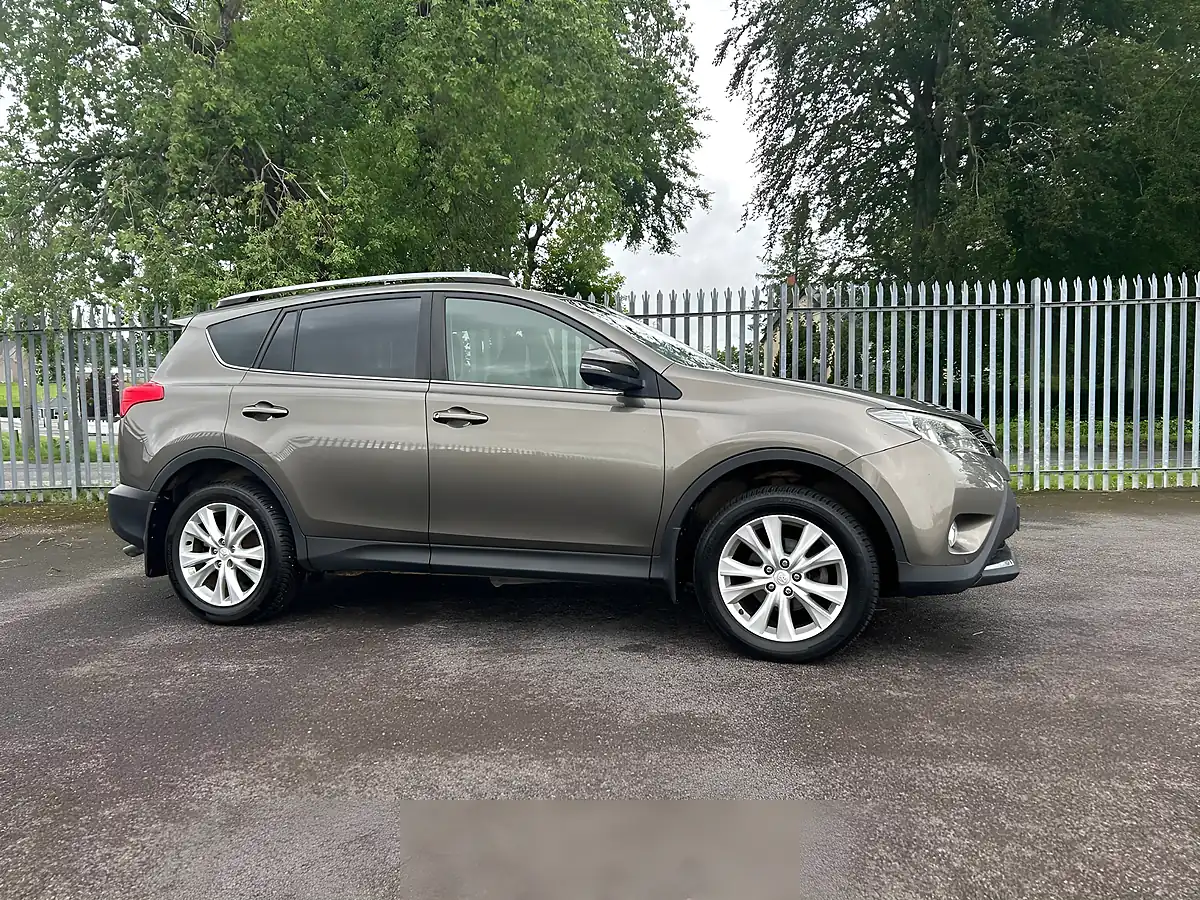 Used 2014 Toyota RAV4 Invincible Beige - Interior and Exterior details 7