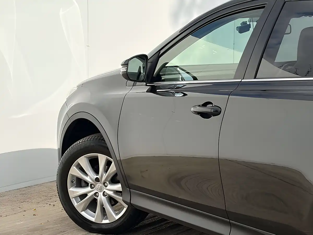 Used 2014 Toyota Rav4 Invincible Eclipse Black - Interior and Exterior details 16