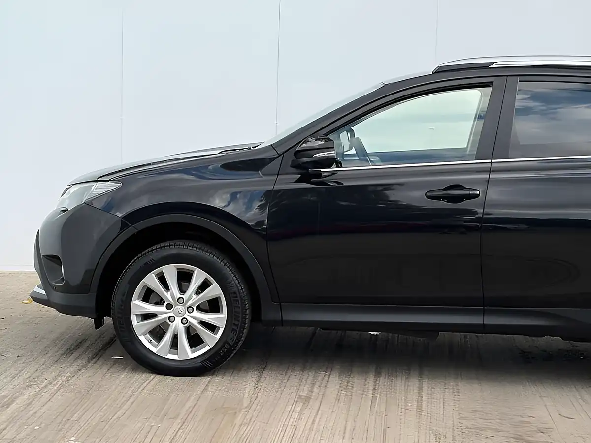 Used 2014 Toyota Rav4 Invincible Eclipse Black - Interior and Exterior details 17