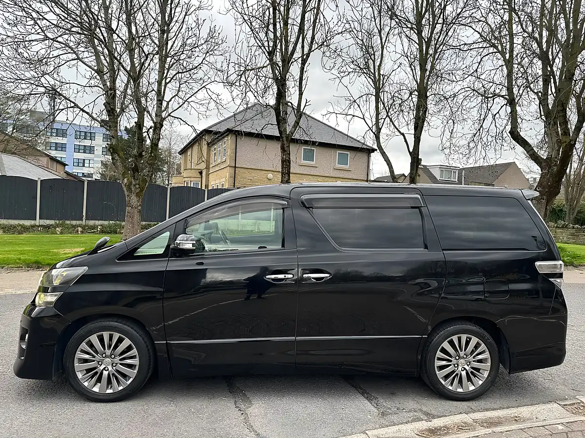 Used 2014 Toyota Vellfire Golden Eyes Edition Black - Interior and Exterior details 15