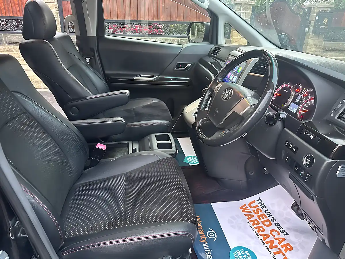 Used 2014 Toyota Vellfire Golden Eyes Edition Black - Interior and Exterior details 5