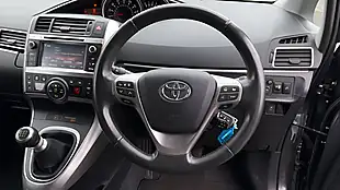 Used 2014 Toyota Verso Icon Grey - Interior and Exterior details 11