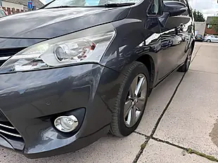 Used 2014 Toyota Verso Trend Grey - Interior and Exterior details 3