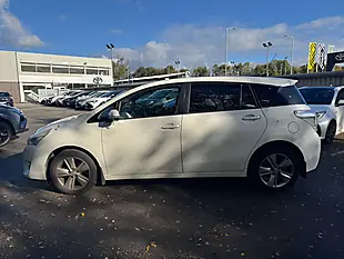 Used 2014 Toyota Verso Trend White - Interior and Exterior details 3