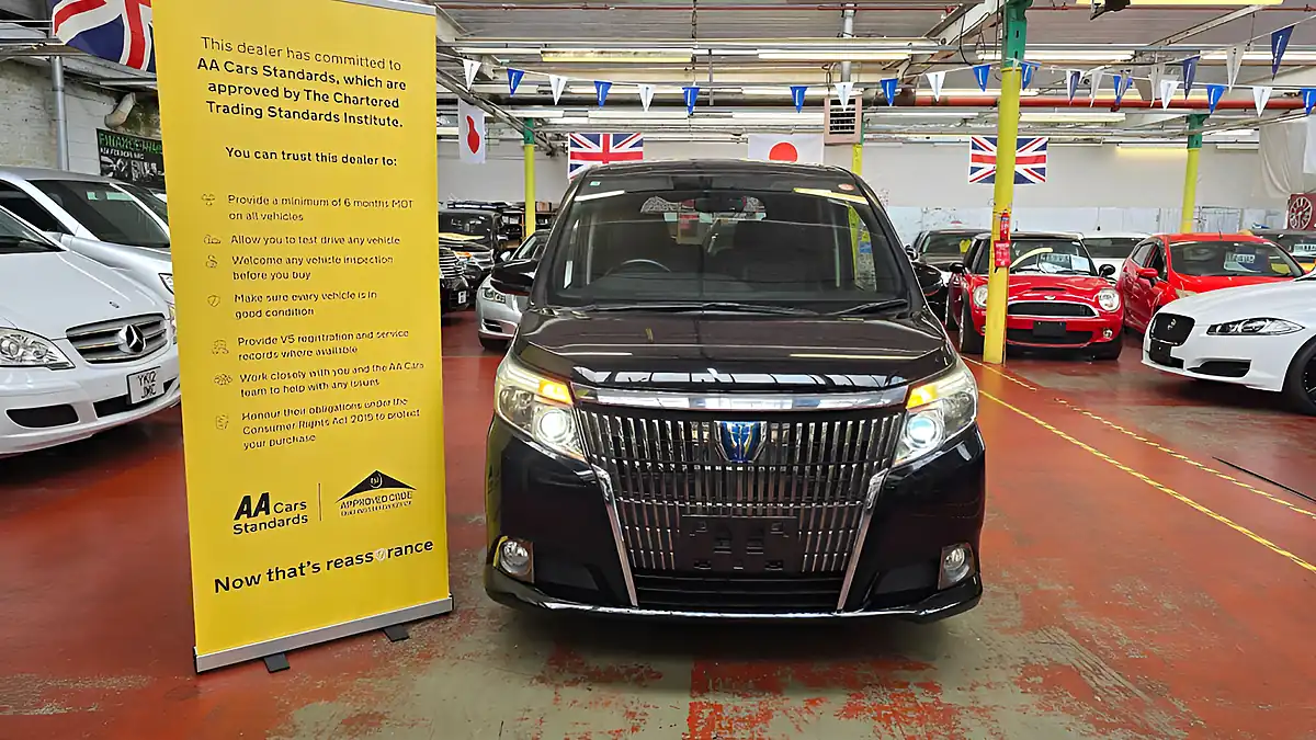 Used 2014 Toyota Voxy Esquire Black - Front View