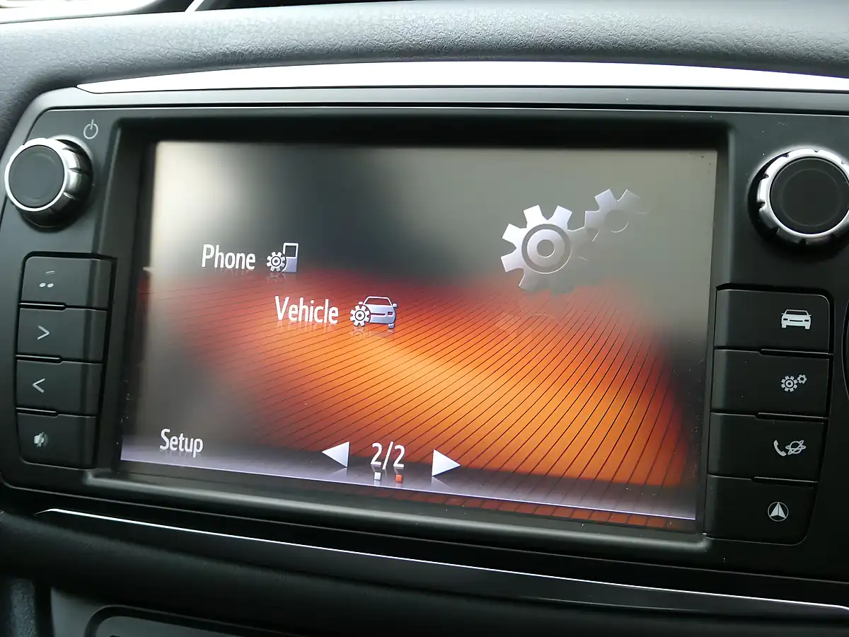 Used 2014 Toyota Yaris Excel Red - Interior and Exterior details 15