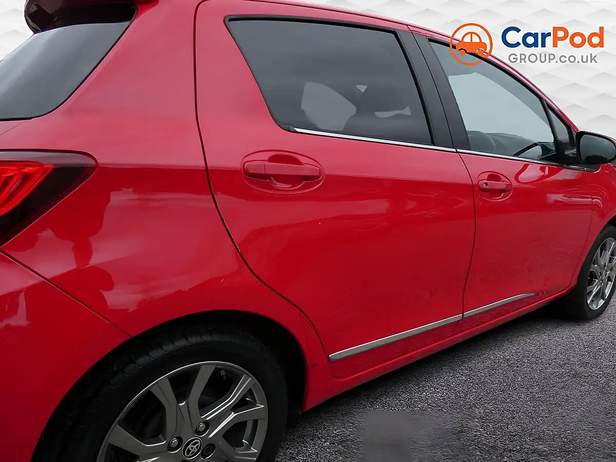 Used 2014 Toyota Yaris Excel Red - Interior and Exterior details 19
