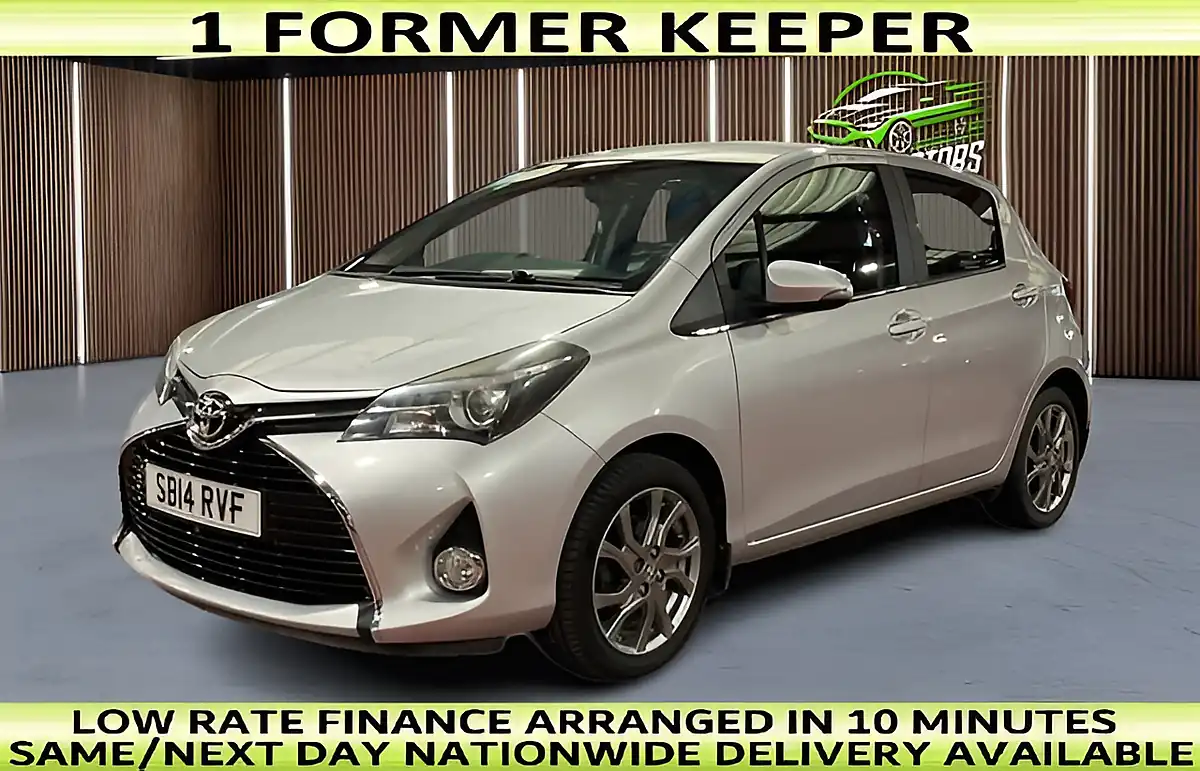 Used 2014 Toyota Yaris Excel Silver - Front View