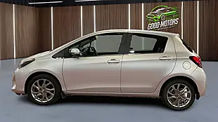 Used 2014 Toyota Yaris Excel Silver - Interior and Exterior details 11