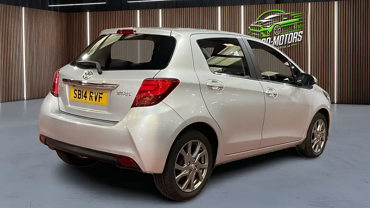 Used 2014 Toyota Yaris Excel Silver - Interior and Exterior details 7