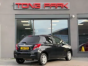 Used 2014 Toyota Yaris Icon Black - Interior and Exterior details 10