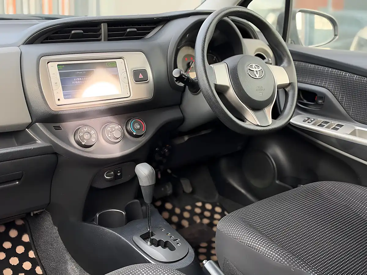 Used 2014 Toyota Yaris Icon Black - Interior and Exterior details 3