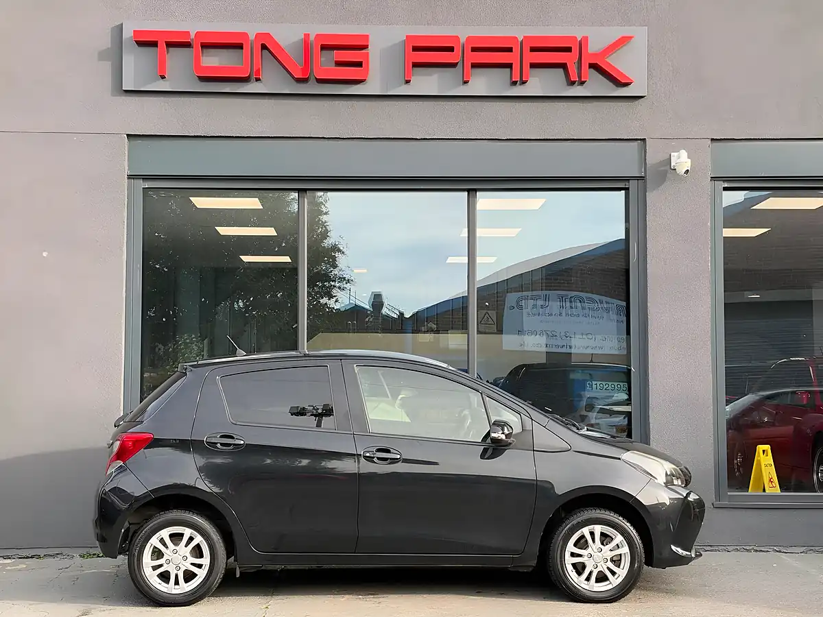 Used 2014 Toyota Yaris Icon Black - Interior and Exterior details 7