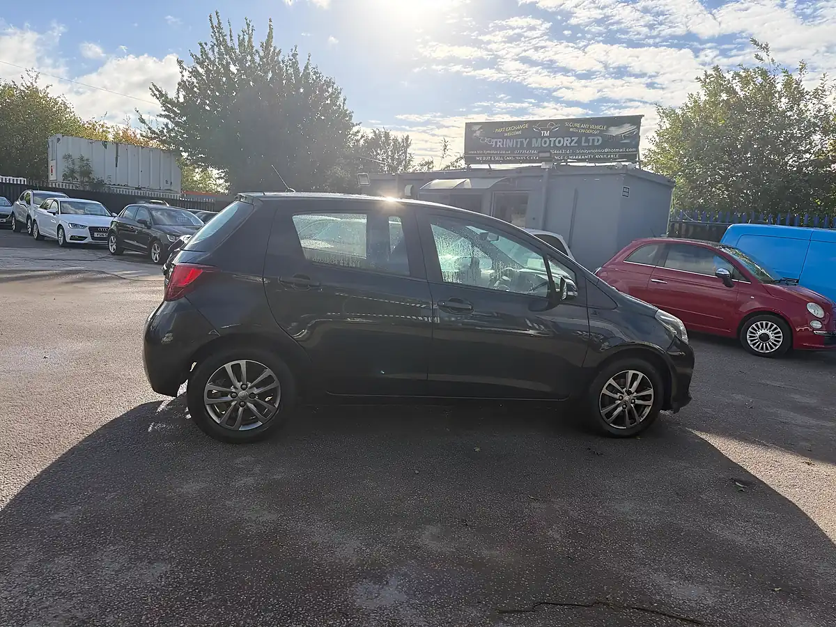 Used 2014 Toyota Yaris Icon Black - Interior and Exterior details 4