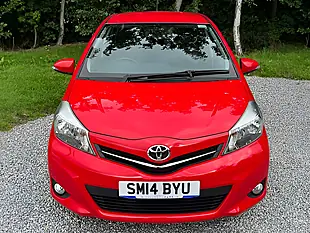 Used 2014 Toyota Yaris Icon+ Chilli Red - Interior and Exterior details 10