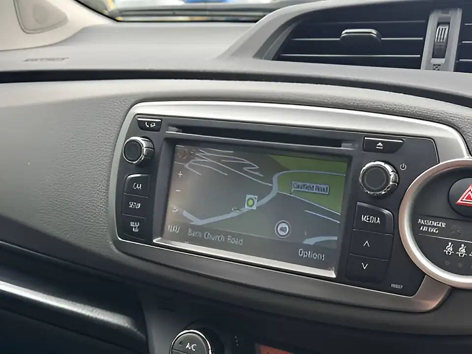 Used 2014 Toyota Yaris Icon+ Chilli Red - Interior and Exterior details 18