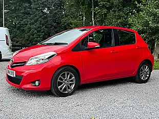Used 2014 Toyota Yaris Icon+ Chilli Red - Interior and Exterior details 9
