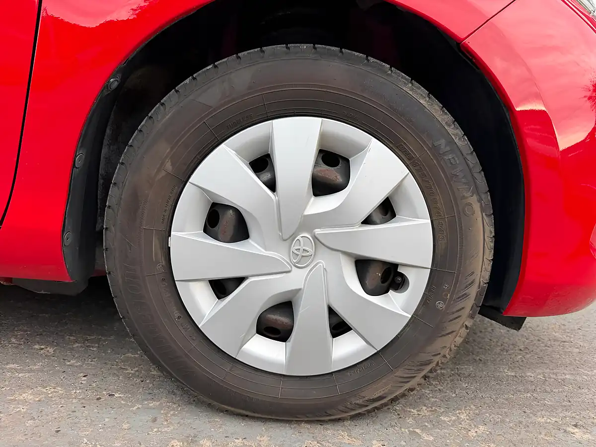 Used 2014 Toyota Yaris Icon Multidrive S Red - Interior and Exterior details 20