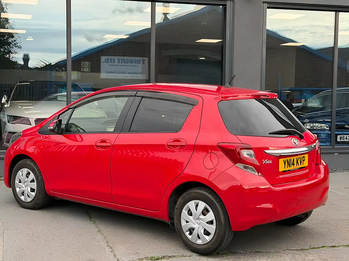 Used 2014 Toyota Yaris Icon Multidrive S Red - Interior and Exterior details 6