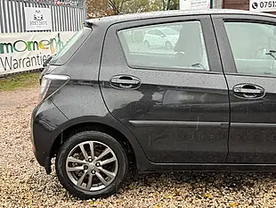 Used 2014 Toyota Yaris Icon Plus Black - Interior and Exterior details 20
