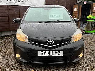 Used 2014 Toyota Yaris Icon Plus Black - Interior and Exterior details 4