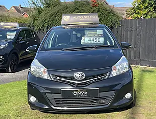 Used 2014 Toyota Yaris Icon Plus Eclipse Black - Interior and Exterior details 3