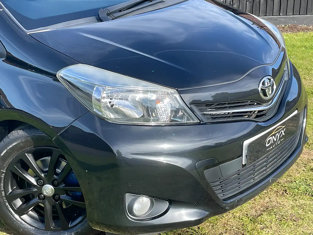 Used 2014 Toyota Yaris Icon Plus Eclipse Black - Interior and Exterior details 4