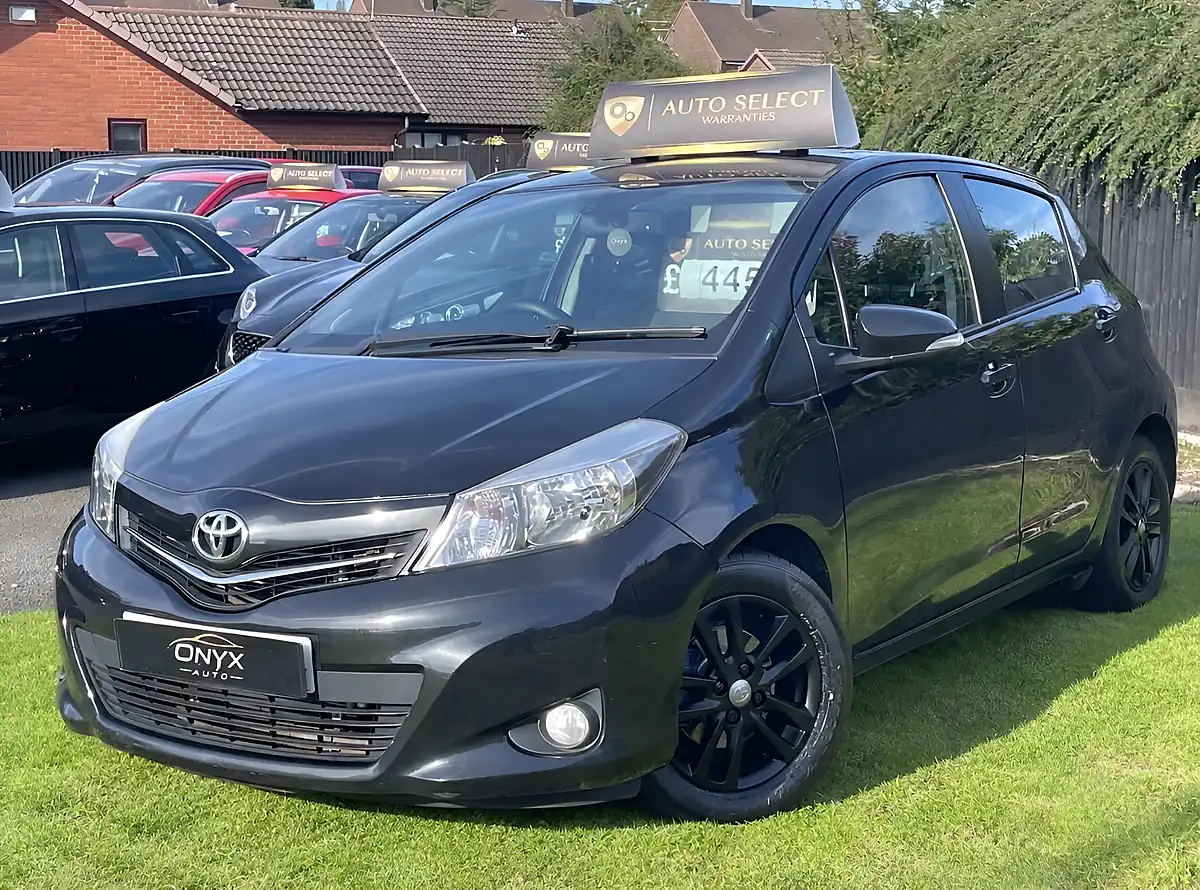 Used 2014 Toyota Yaris Icon Plus Eclipse Black - Interior and Exterior details 5