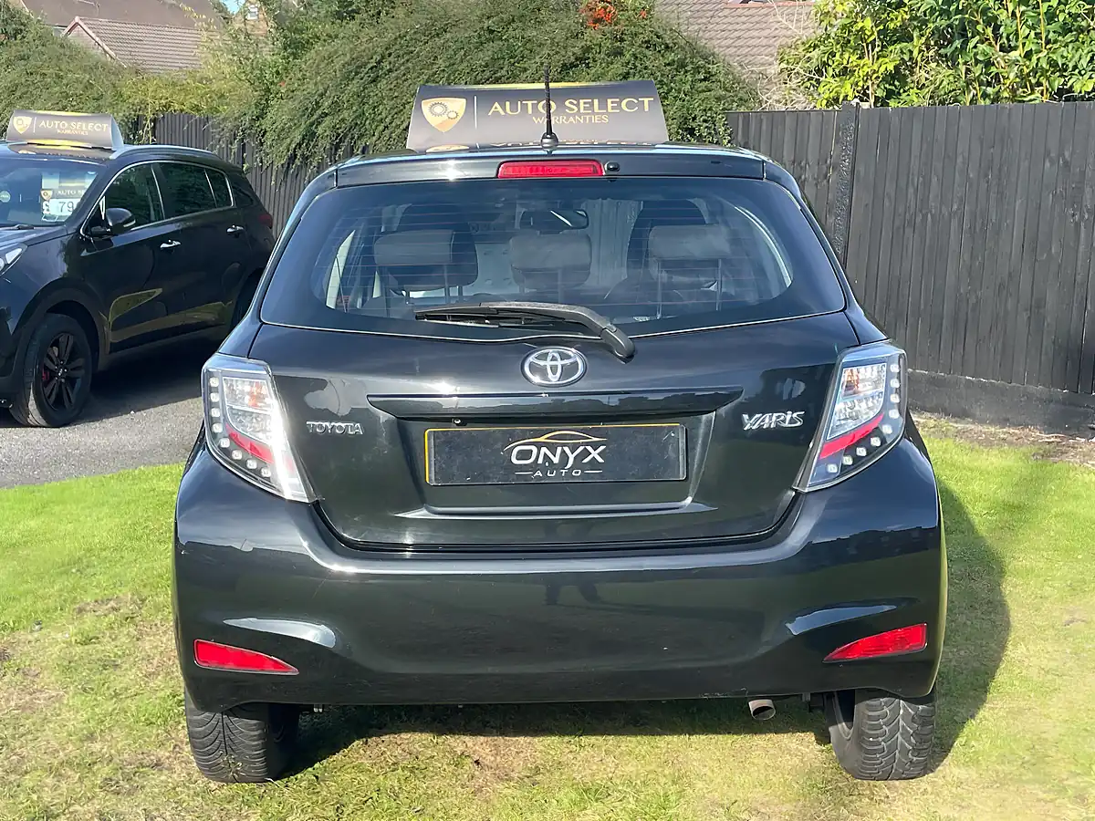 Used 2014 Toyota Yaris Icon Plus Eclipse Black - Interior and Exterior details 7