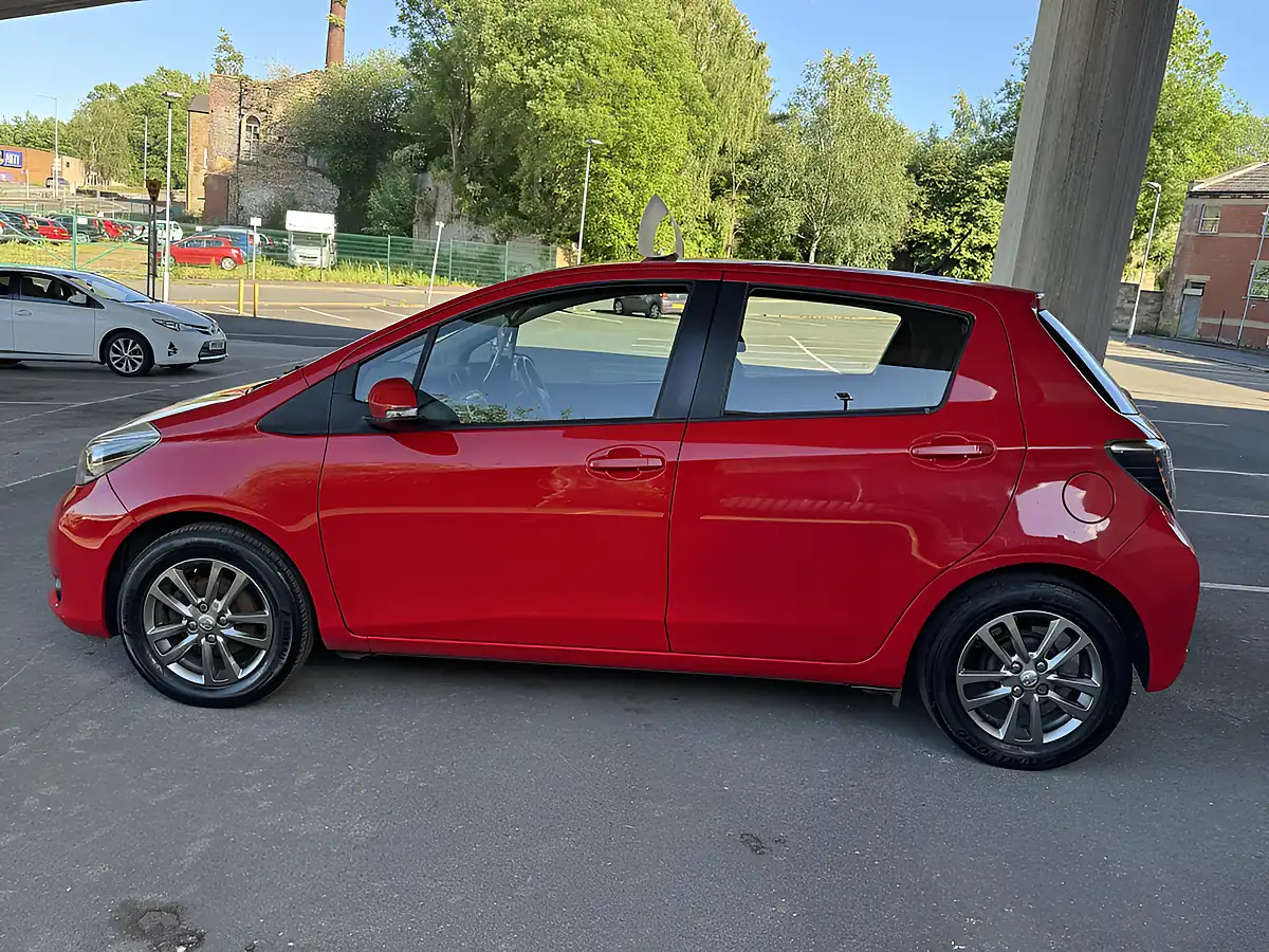 Used 2014 Toyota Yaris Icon Plus Red - Interior and Exterior details 14