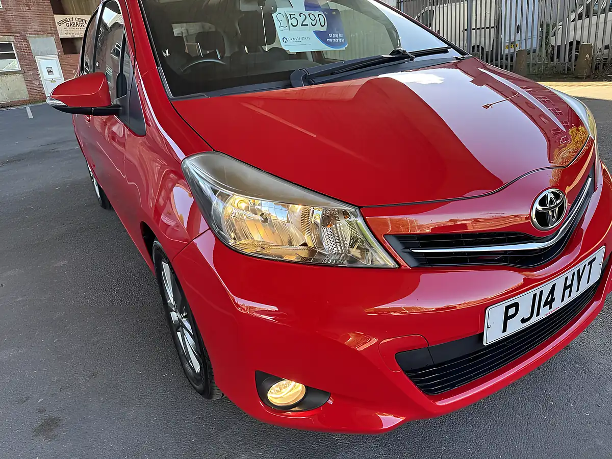Used 2014 Toyota Yaris Icon Plus Red - Interior and Exterior details 6