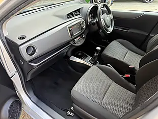 Used 2014 Toyota Yaris Icon Plus Silver - Interior and Exterior details 18
