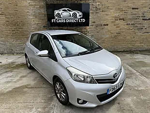 Used 2014 Toyota Yaris Icon Plus Silver - Interior and Exterior details 9