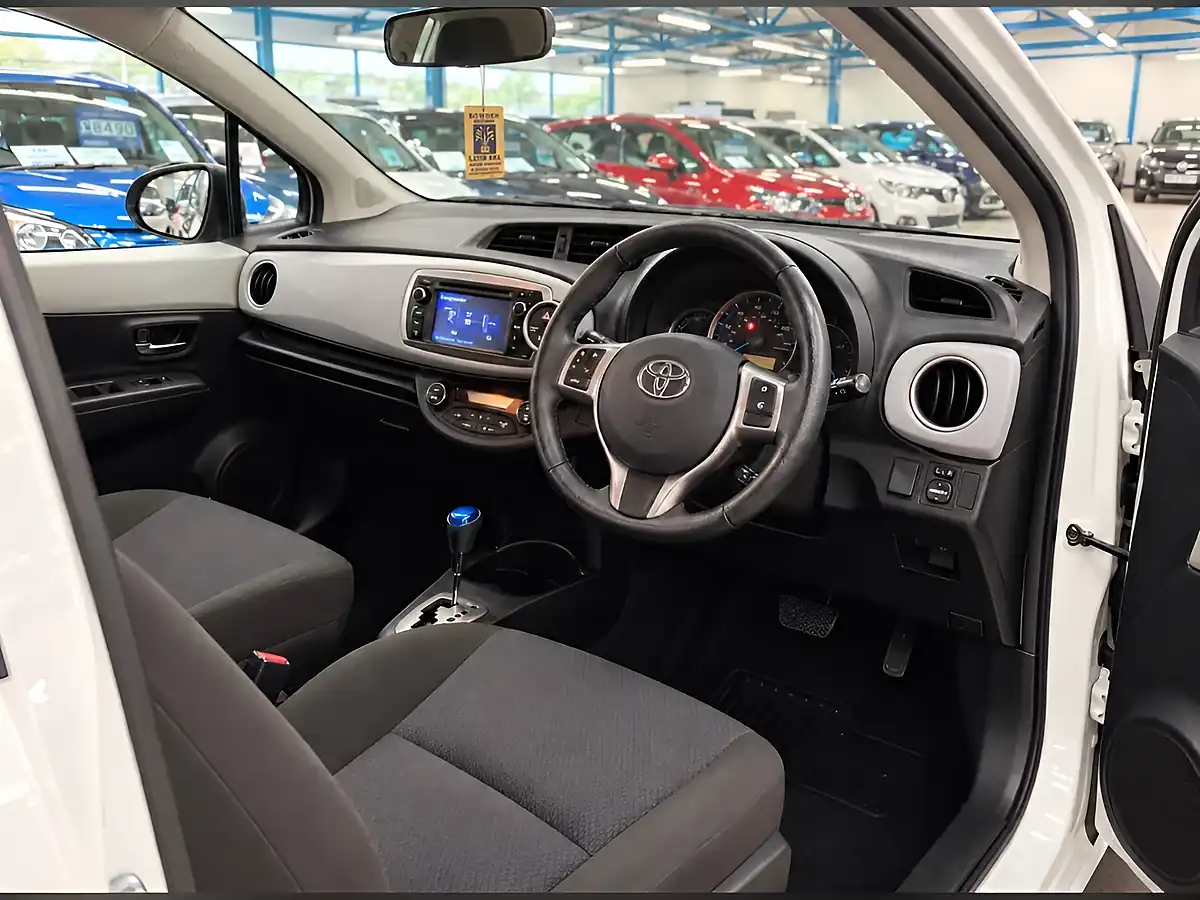 Used 2014 Toyota Yaris Icon Plus White - Interior and Exterior details 11