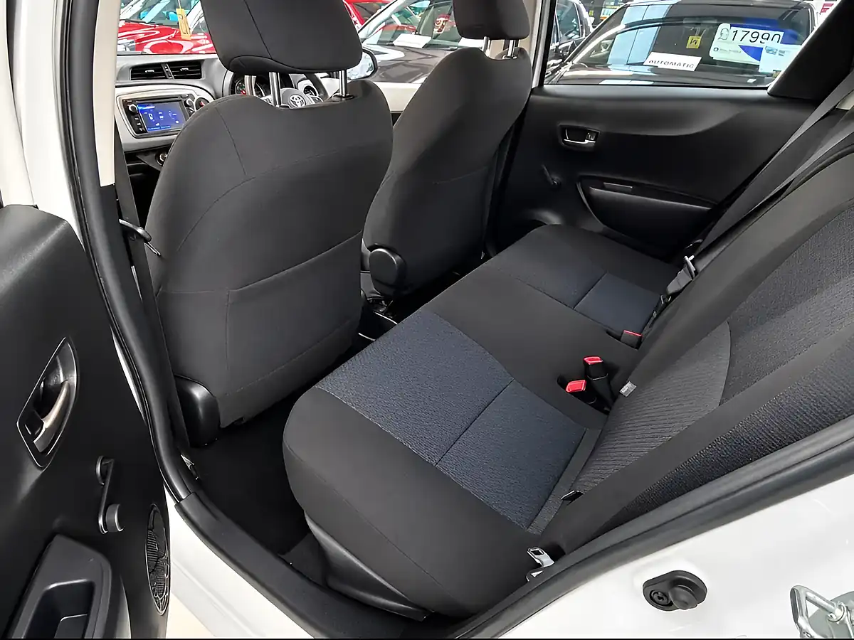 Used 2014 Toyota Yaris Icon Plus White - Interior and Exterior details 16