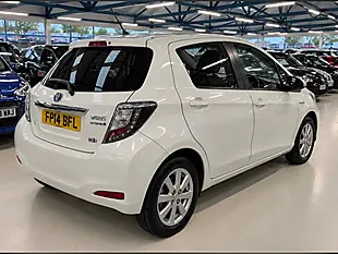 Used 2014 Toyota Yaris Icon Plus White - Interior and Exterior details 9