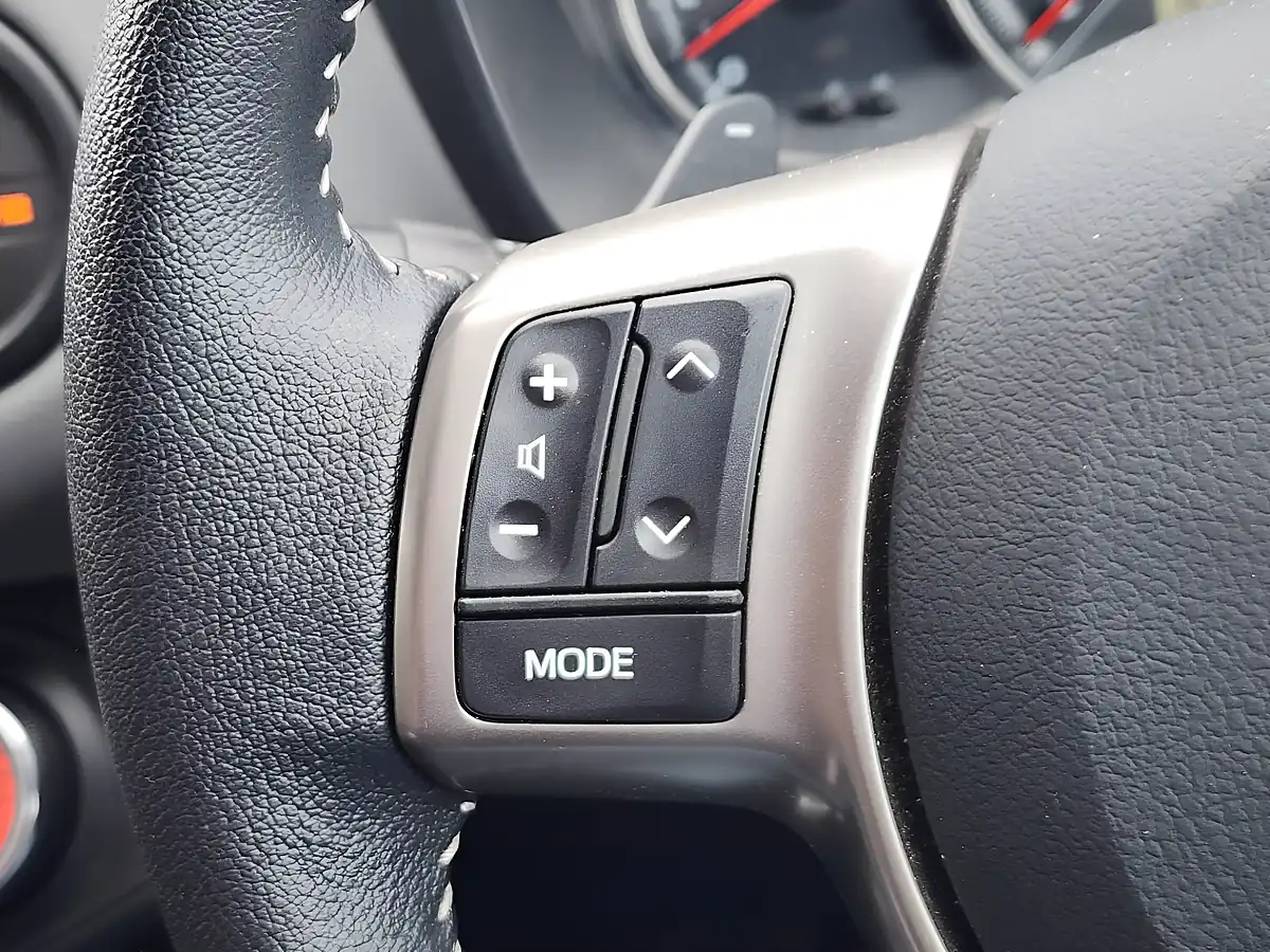 Used 2014 Toyota Yaris Icon Silver - Interior and Exterior details 15