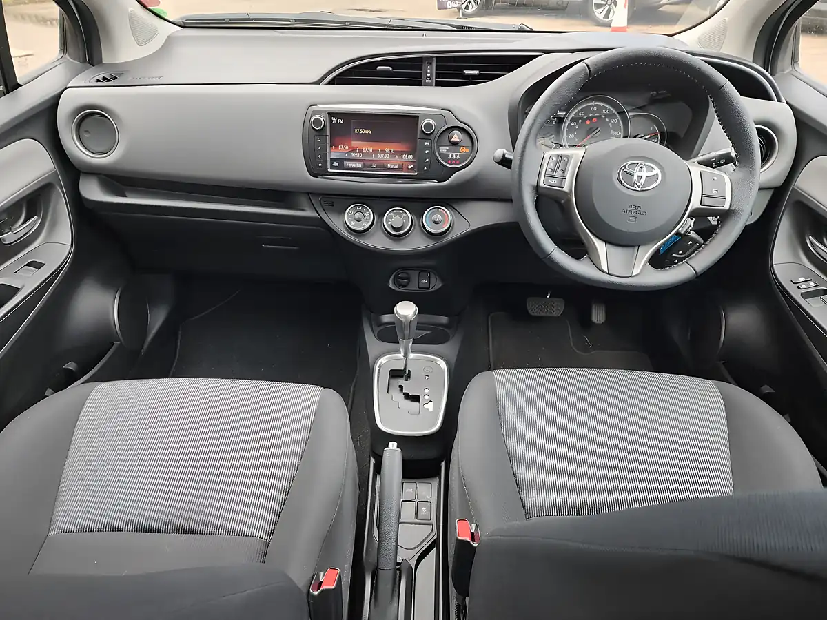 Used 2014 Toyota Yaris Icon Silver - Interior and Exterior details 7