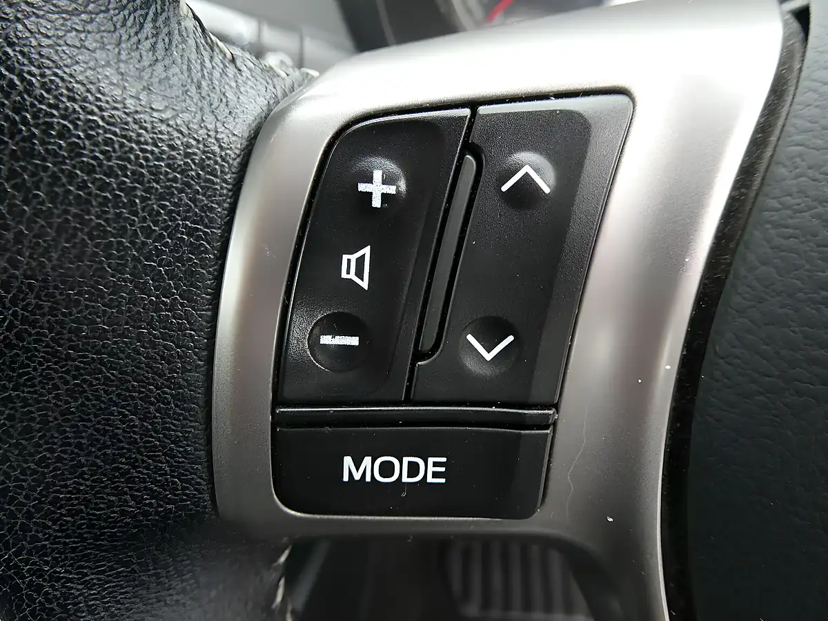 Used 2014 Toyota Yaris Icon White - Interior and Exterior details 10