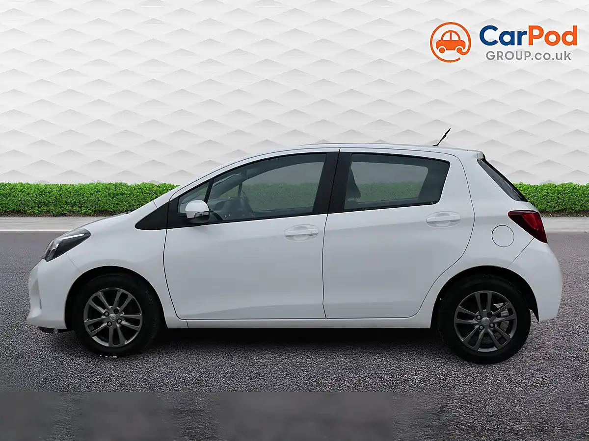 Used 2014 Toyota Yaris Icon White - Interior and Exterior details 13