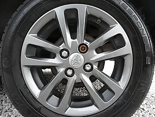Used 2014 Toyota Yaris Icon White - Interior and Exterior details 18