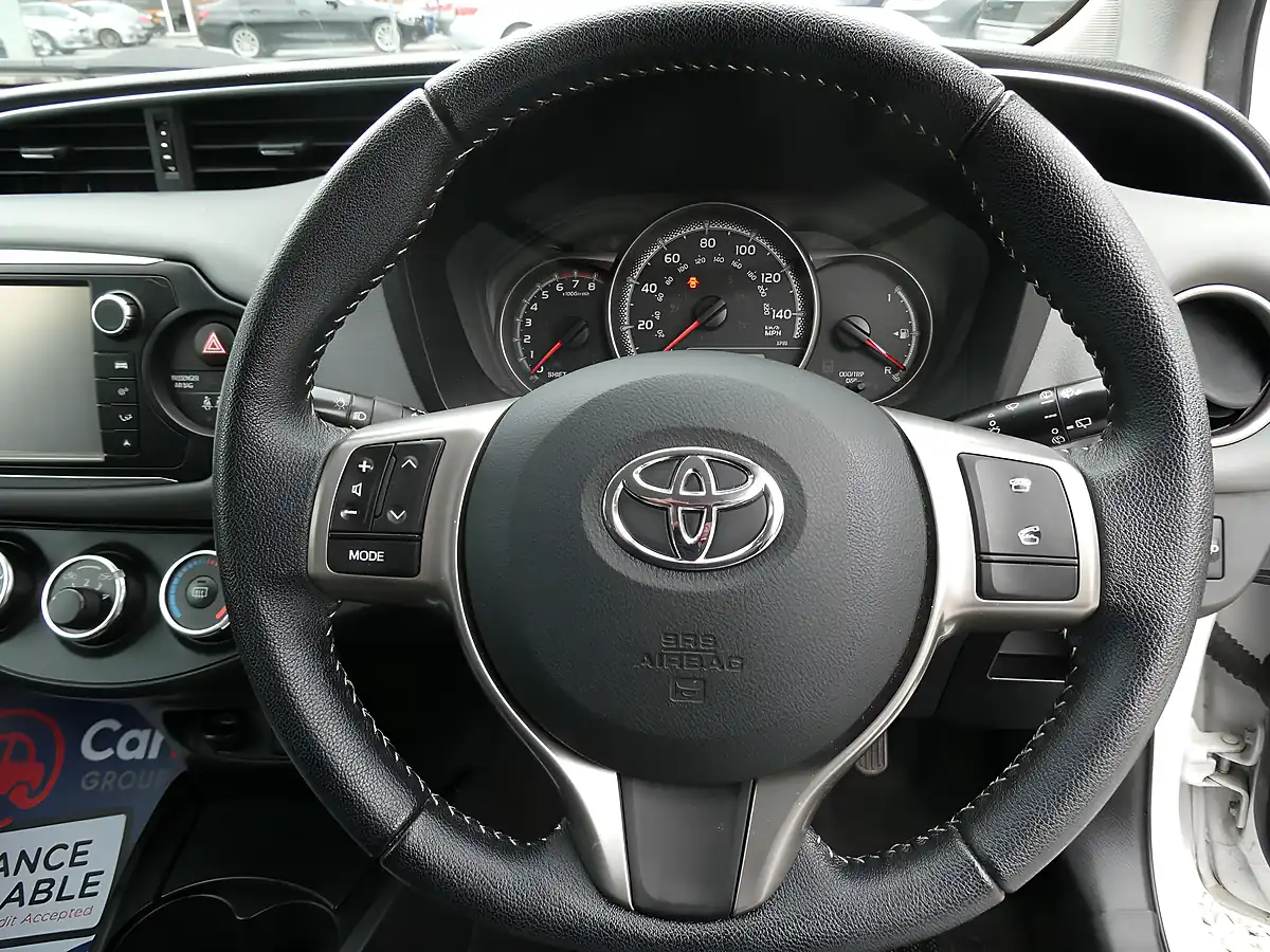 Used 2014 Toyota Yaris Icon White - Interior and Exterior details 7