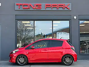 Used 2014 Toyota Yaris RS Gs Red - Interior and Exterior details 11
