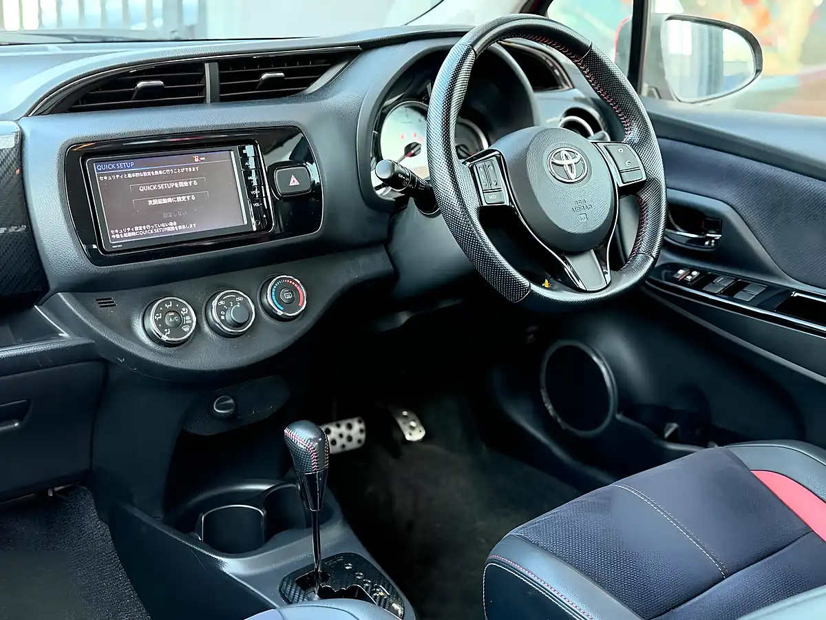 Used 2014 Toyota Yaris RS Gs Red - Interior and Exterior details 3