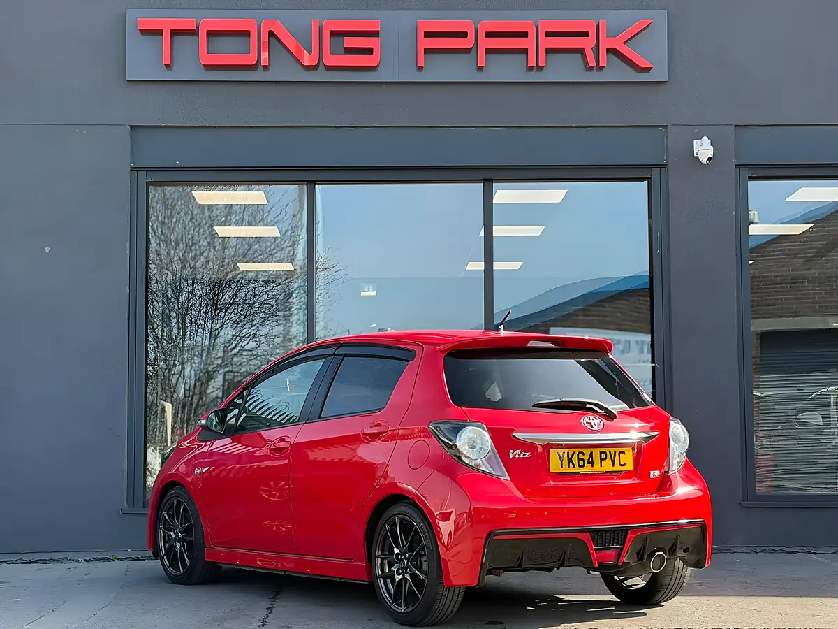 Used 2014 Toyota Yaris RS Gs Red - Interior and Exterior details 4
