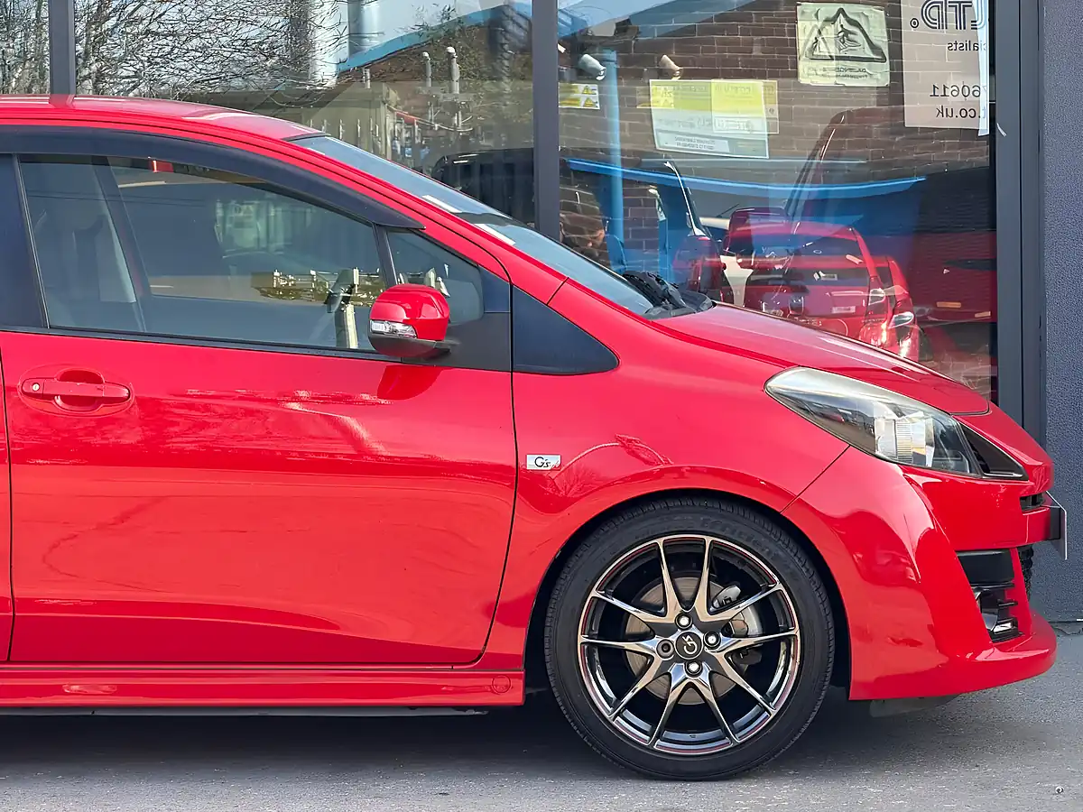 Used 2014 Toyota Yaris RS Gs Red - Interior and Exterior details 8